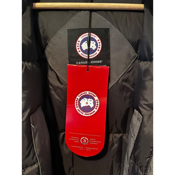 Canada Goose NBA Exclusive Rideau Parka Down 3800L Graphite Size L Women's - Picture 9 of 14